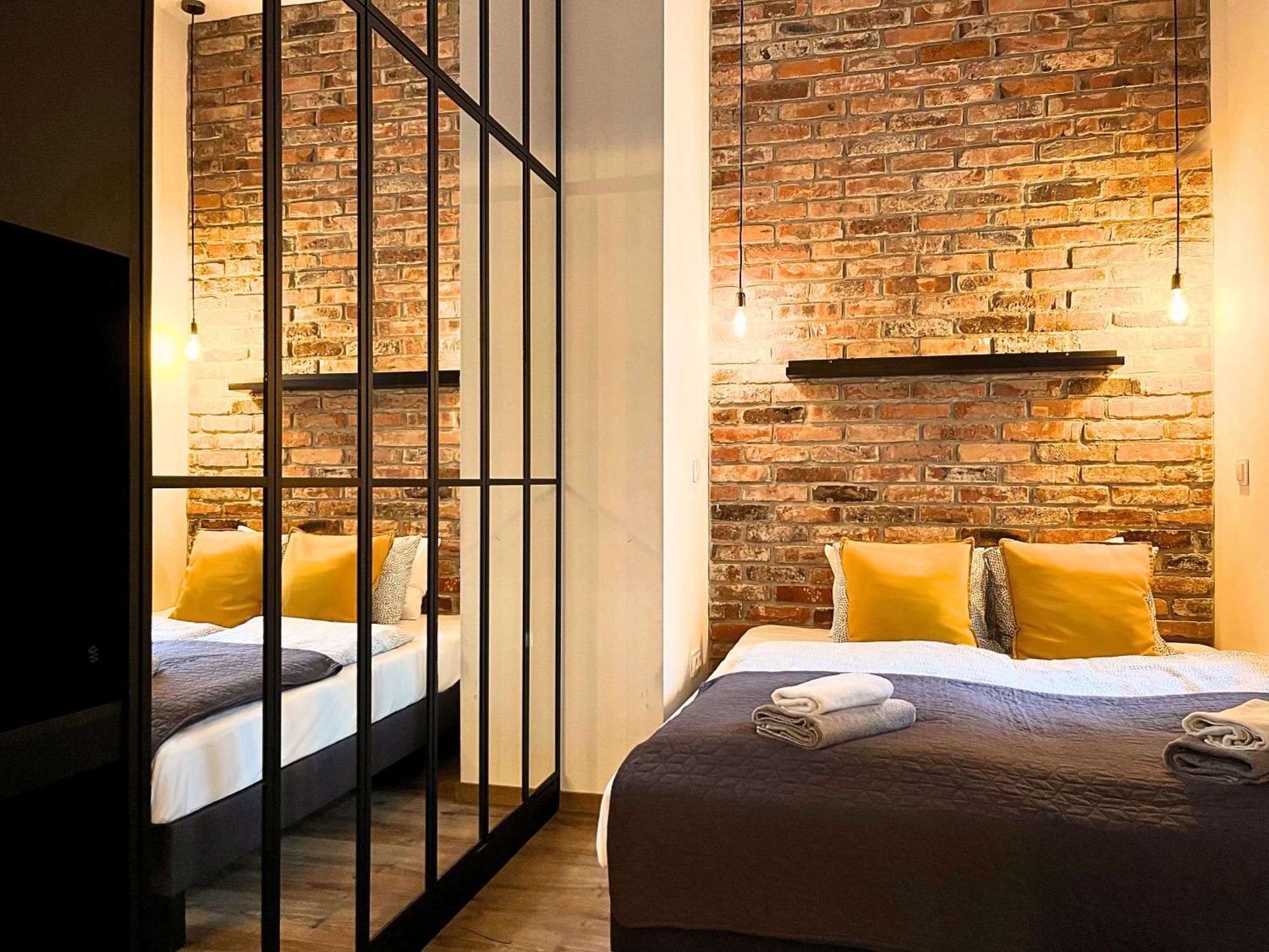 Large 75 M2 Apartment For 6 Guests Next To Wawel Castle Krakau Exterior foto